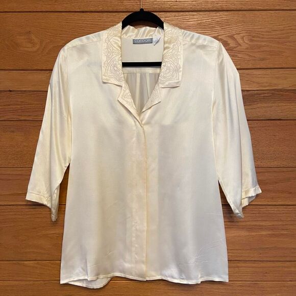 Vintage Tops - Vintage 80s Condor cream silk 3/4 sleeve button front embroidered collar top